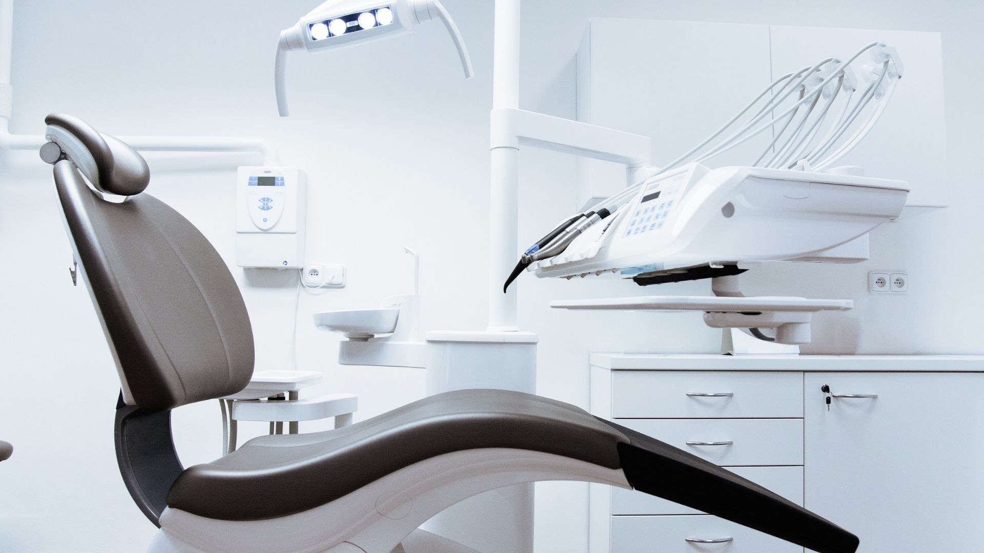 Provectus Capital Partners (PCP) invests in Dental Polyclinic Arena